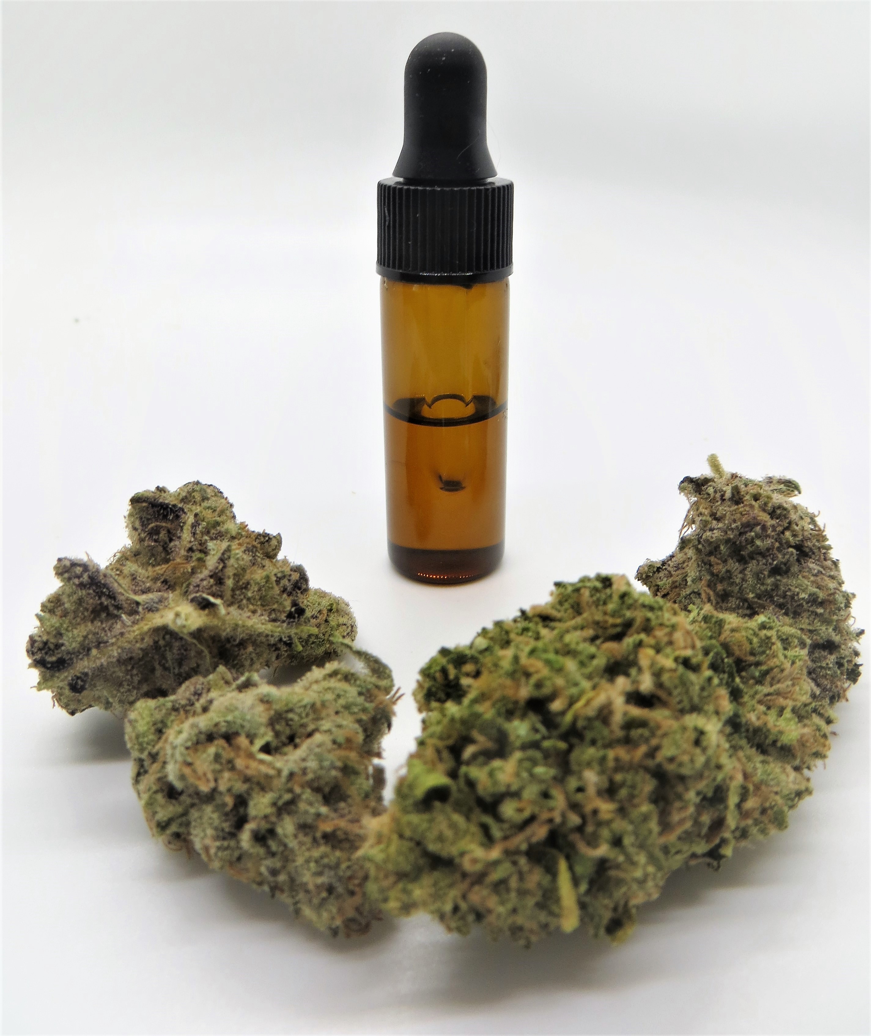 GraniteLeaf-cannabis-medicinal-dispensary-merrimack-chichester-NH-natural-medical-marijuana-alternative-treatment-education-Flower-Bud-Tincture